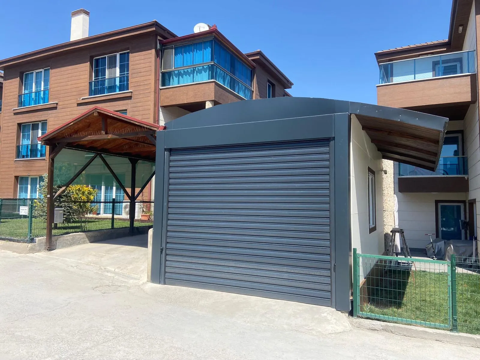 120'lik çelik kepenk uygulaması 11