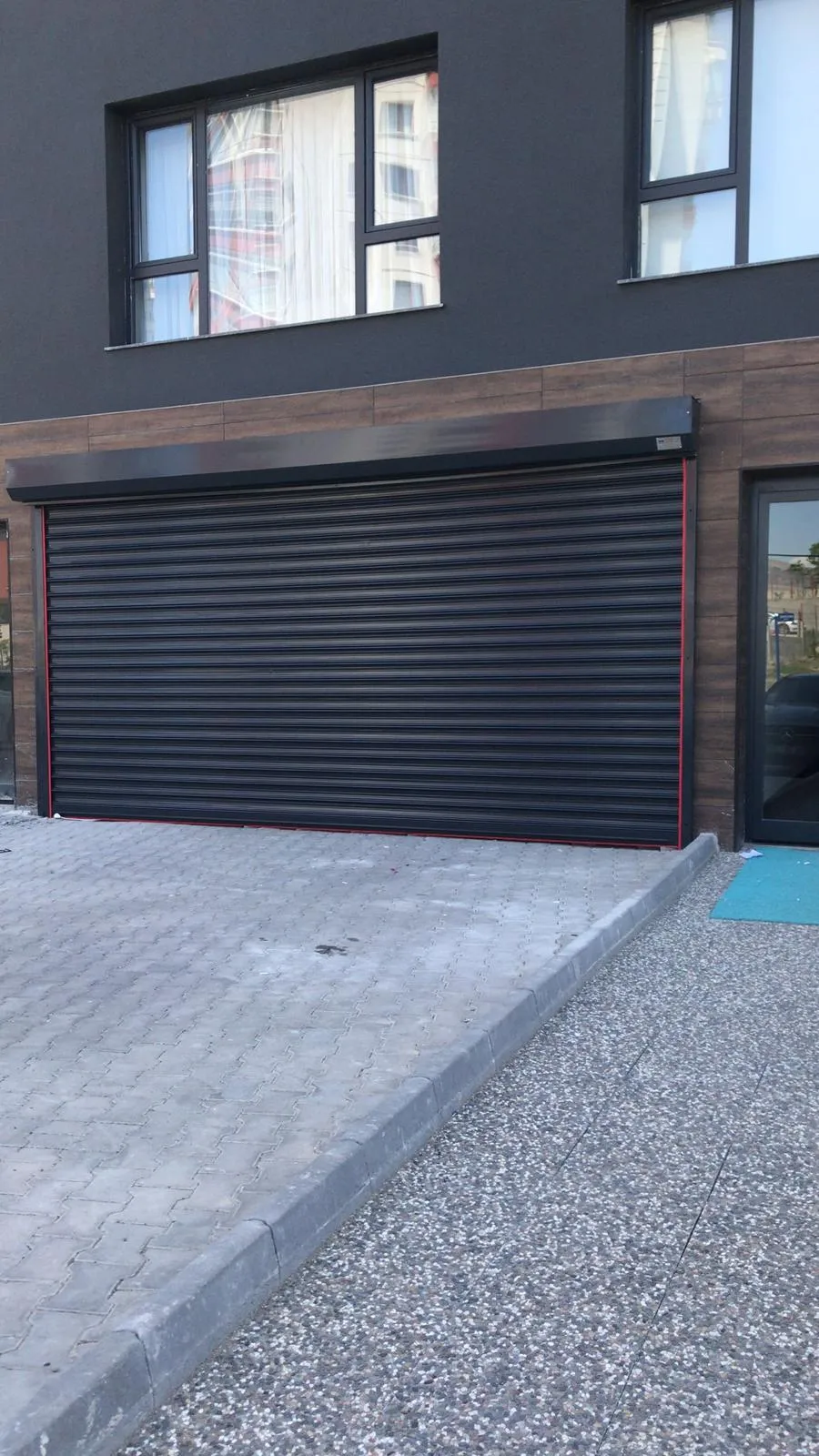 120'lik çelik kepenk uygulaması 3