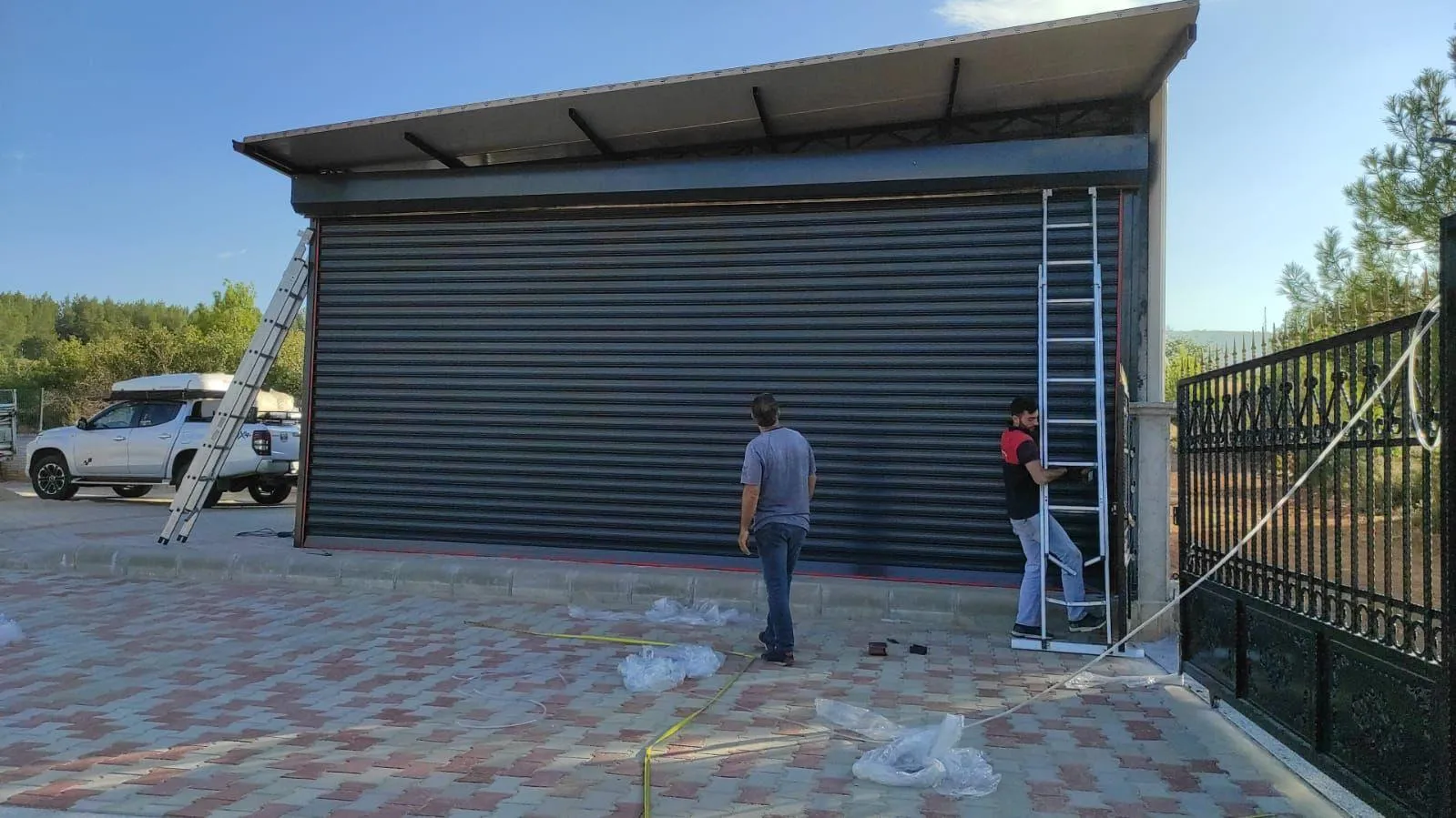 120'lik çelik kepenk uygulaması 4